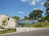Das Nachbarschaftszentrum Waldtal von außen.&nbsp;&copy;&nbsp;ABC Fotograf Constantin Meyer