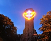 Leucht-Herz am Spiegelslust-Turm&nbsp;&copy;&nbsp;Georg Kronenberg