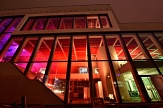 Buntes Licht unterstrich die moderne Architektur des Erwin-Piscator-Hauses. © Georg Kronenberg, Universitätsstadt Marburg